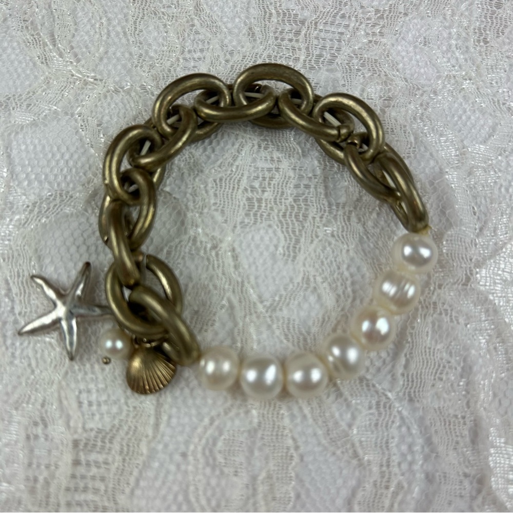 NEW Cultured Pearl & Chunky Chain Link Charm Bracelet Coastal Timeless Shell